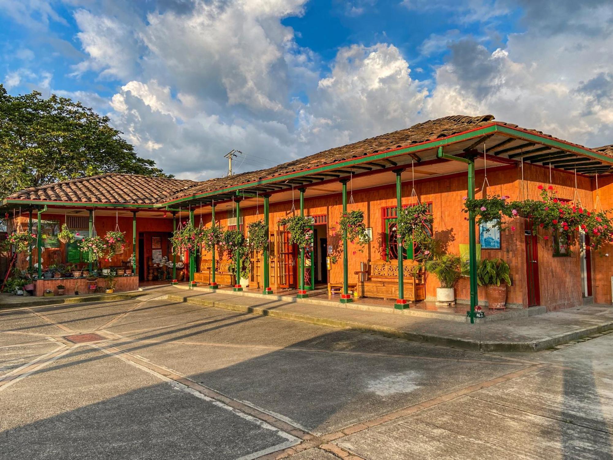 Finca Del Cafe - Casa Typica Santa Rosa de Cabal Exterior foto